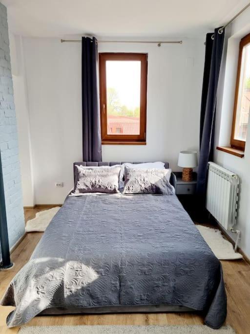 Cozy Apartment Near City Center Bucareste Exterior foto